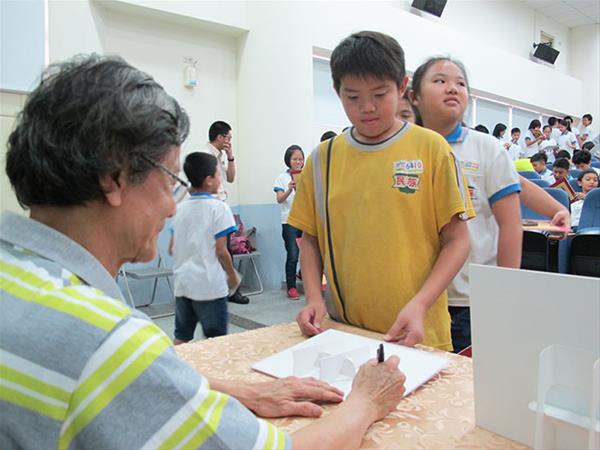 校園巡講(民族國小)40