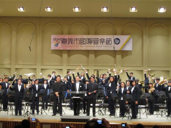 正式演出：102年1月1日，2012嘉義市國際管樂節新年音樂會。